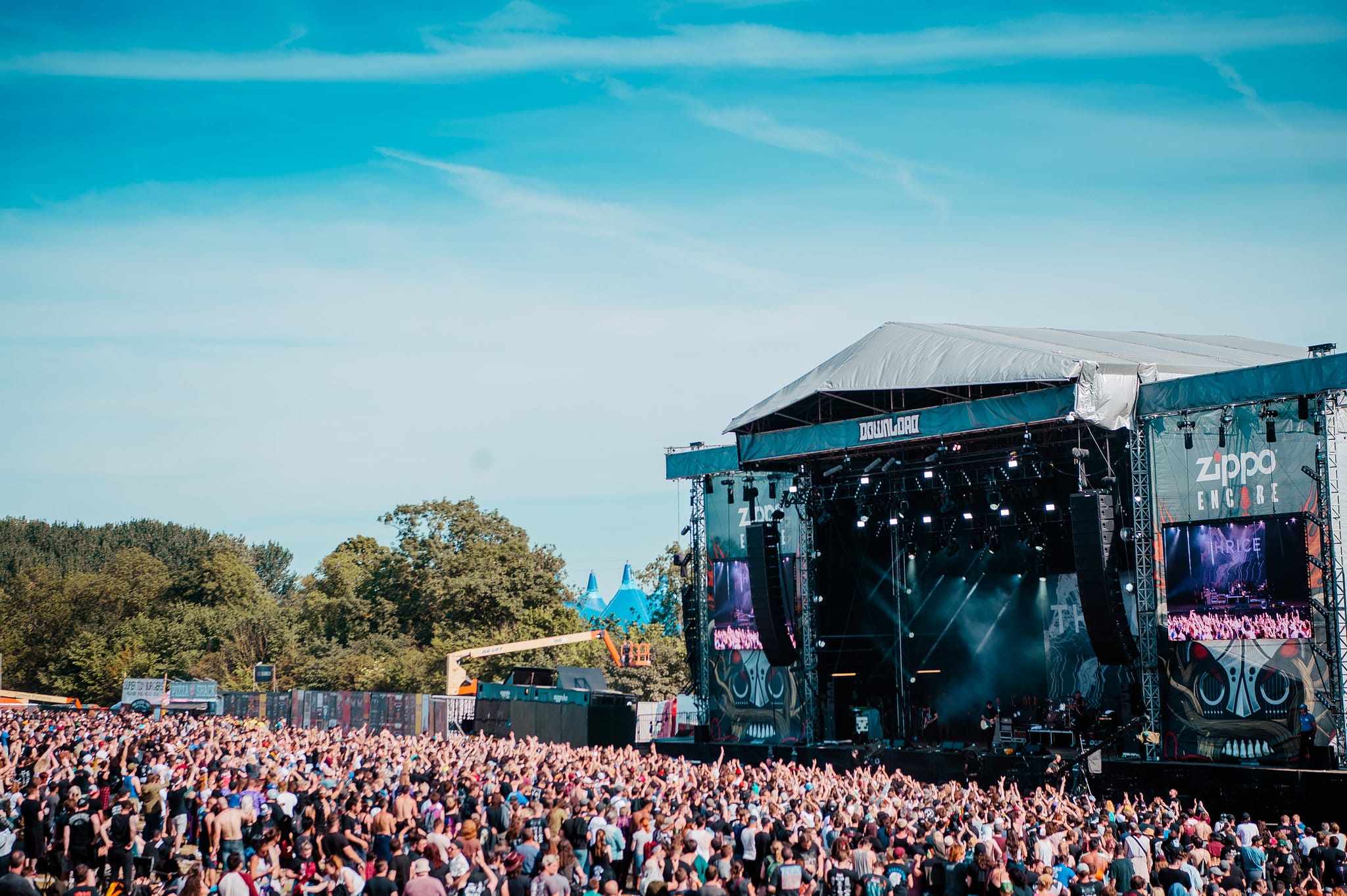Download Festival Zippo Encore Stage Crowd