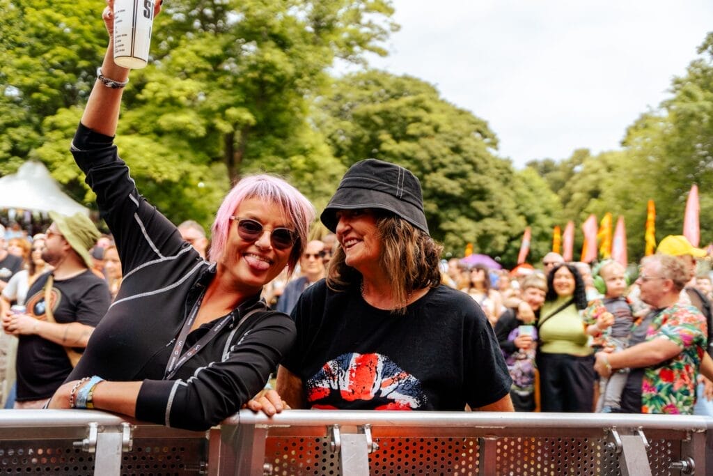MOSTLY JAZZ @elliekoepke 22 Mostly Jazz crowd at barrier
